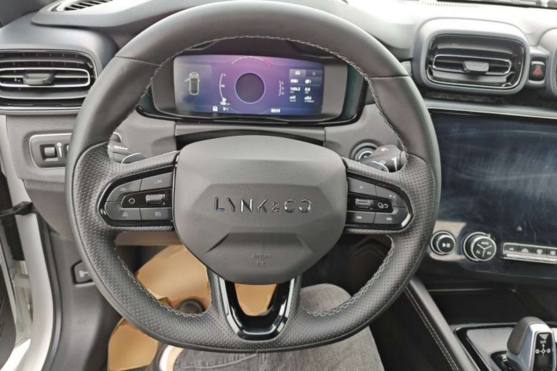 Used Lynk & Co 03 2022 2.0TD DCT GenioPlus Steering Wheel