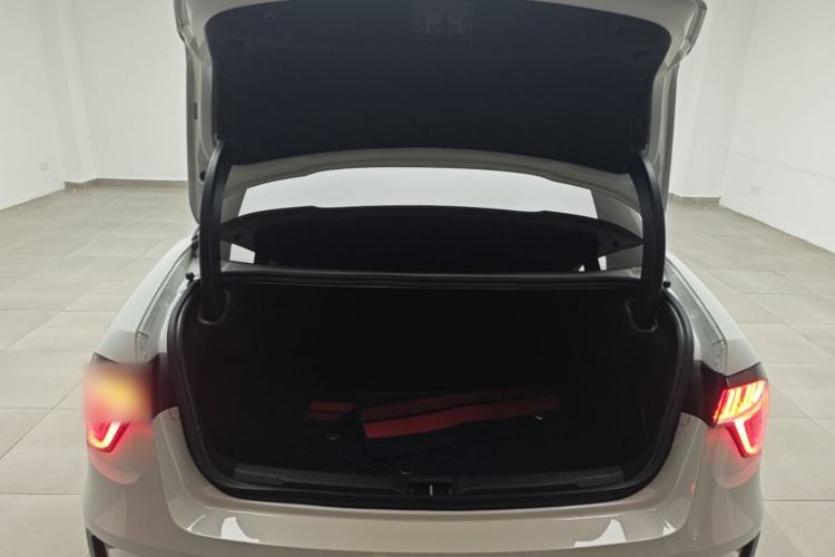 Used Lynk & Co 03 2022 2.0TD DCT JingPro Trunk