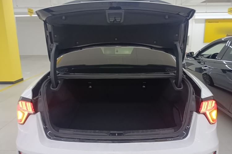 Used Lynk & Co 03 2022 2.0TD DCT JingPro Trunk