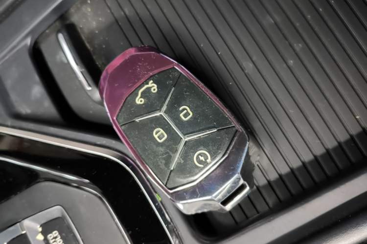 Used Lynk & Co 03 2022 2.0TD DCT JingPro Vehicle Key