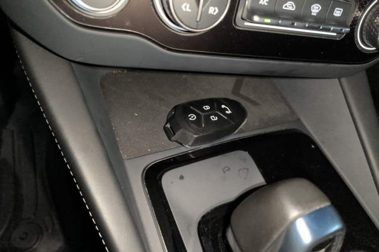 Used Lynk & Co 03 2022 2.0TD DCT JingPro Vehicle Key
