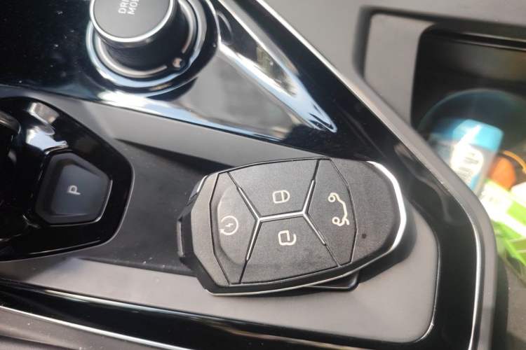 Used Lynk & Co 03 2022 2.0TD DCT JingPro Vehicle Key