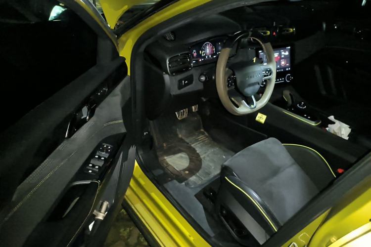 Used Lynk & Co 03 2022 03+ 2.0TD Automatic Performance Package Driver Seat