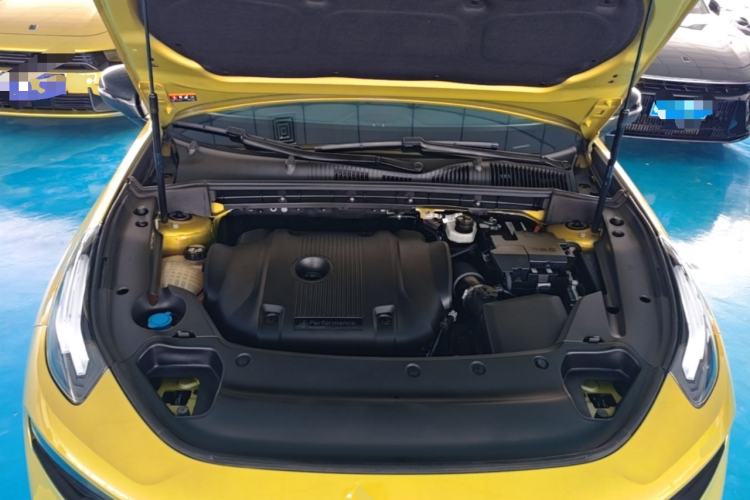 Used Lynk & Co 03 2022 03+ 2.0TD Automatic Wind-Chasing Edition Engine Bay