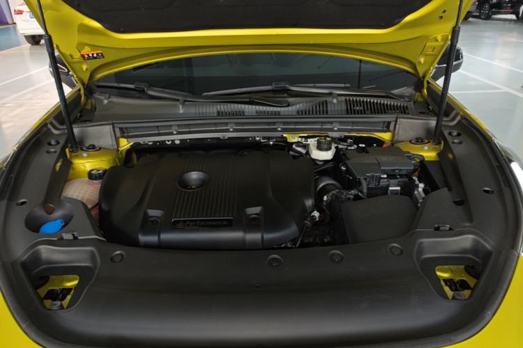 Used Lynk & Co 03 2022 03+ 2.0TD Automatic Wind-Chasing Edition Engine Bay