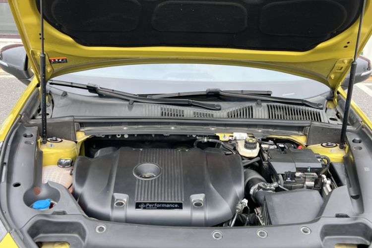 Used Lynk & Co 03 2022 03+ 2.0TD Automatic Wind-Chasing Edition Engine Bay
