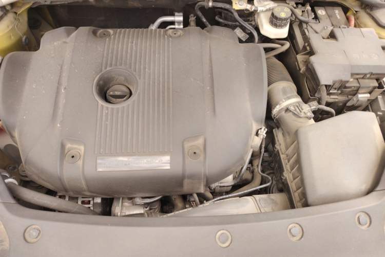 Used Lynk & Co 03 2022 03+ 2.0TD Automatic Wind-Chasing Edition Engine Bay