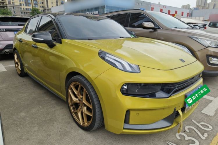 Used Lynk & Co 03 2022 03+ 2.0TD Automatic Wind-Chasing Edition Front Right 45 Deg