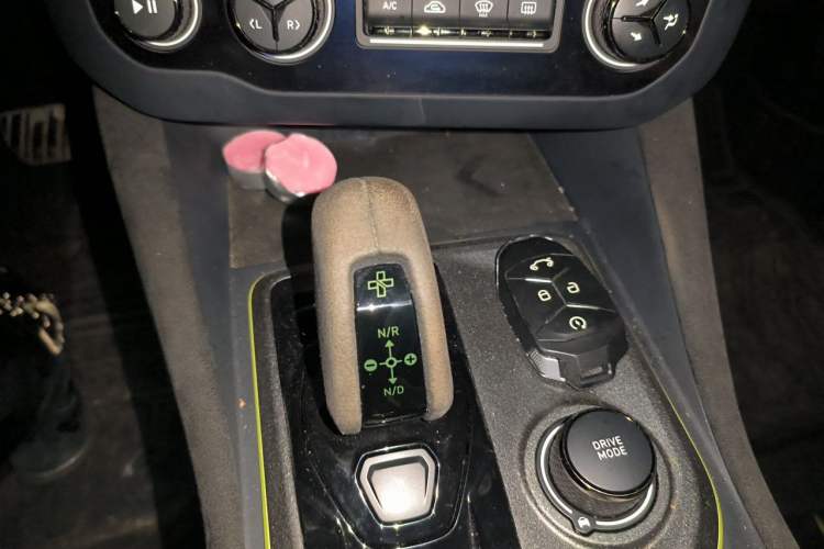 Used Lynk & Co 03 2022 03+ 2.0TD Automatic Performance Package Gear Lever