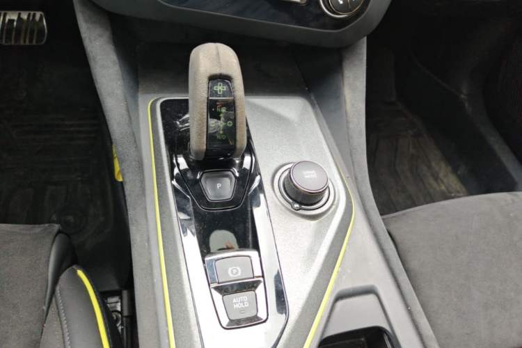 Used Lynk & Co 03 2022 03+ 2.0TD Automatic Wind-Chasing Edition Gear Lever