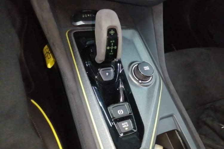 Used Lynk & Co 03 2022 03+ 2.0TD Automatic Wind-Chasing Edition Gear Lever