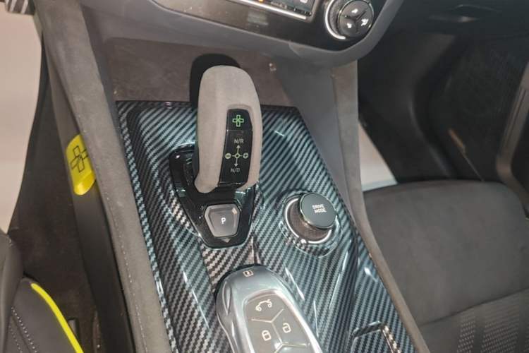 Used Lynk & Co 03 2022 03+ 2.0TD Automatic Wind-Chasing Edition Gear Lever