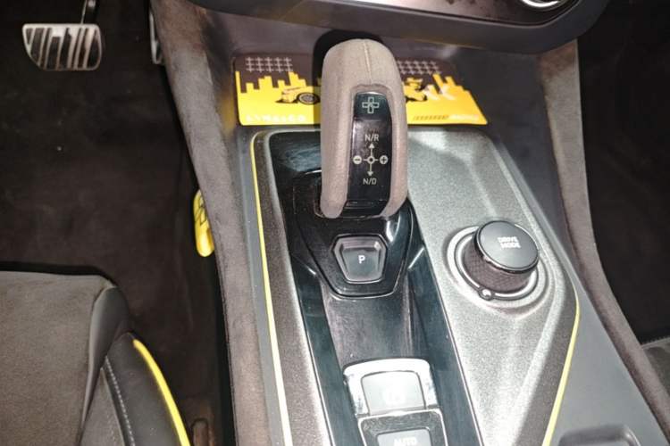 Used Lynk & Co 03 2022 03+ 2.0TD Automatic Wind-Chasing Edition Gear Lever