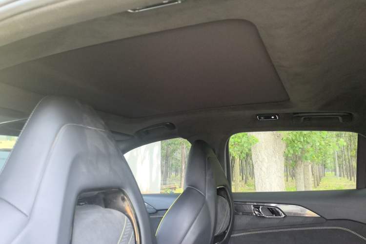 Used Lynk & Co 03 2022 03+ 2.0TD Automatic Wind-Chasing Edition Headliner