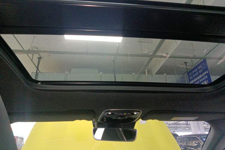 Used Lynk & Co 03 2022 03+ 2.0TD Automatic Wind-Chasing Edition Headliner