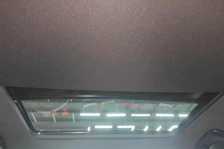 Used Lynk & Co 03 2022 03+ 2.0TD Automatic Wind-Chasing Edition Headliner