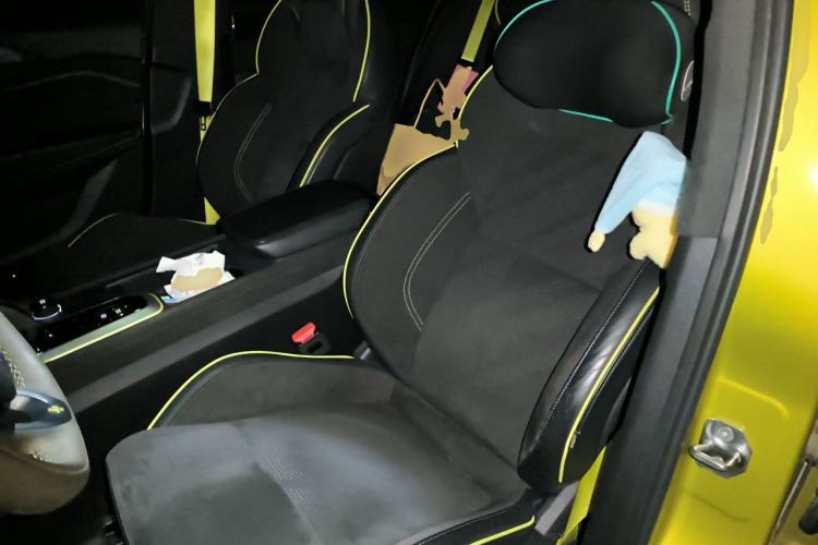 Used Lynk & Co 03 2022 03+ 2.0TD Automatic Performance Package Left Front Seat