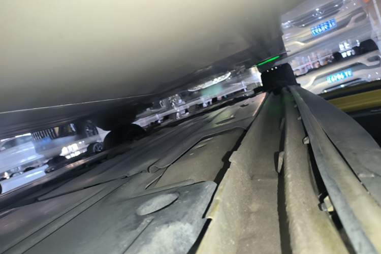 Used Lynk & Co 03 2022 03+ 2.0TD Automatic Wind-Chasing Edition Left Side Sill