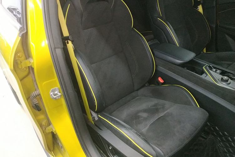 Used Lynk & Co 03 2022 03+ 2.0TD Automatic Wind-Chasing Edition Right Front Seat