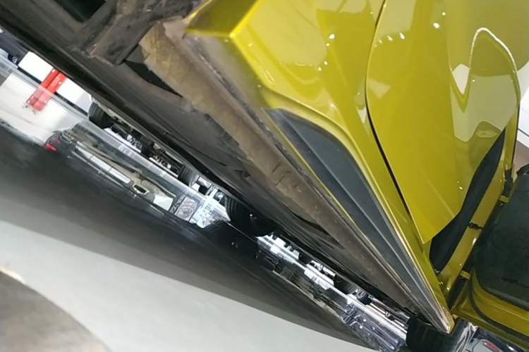 Used Lynk & Co 03 2022 03+ 2.0TD Automatic Wind-Chasing Edition Right Side Sill