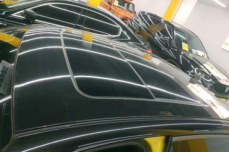 Used Lynk & Co 03 2022 03+ 2.0TD Automatic Wind-Chasing Edition Roof