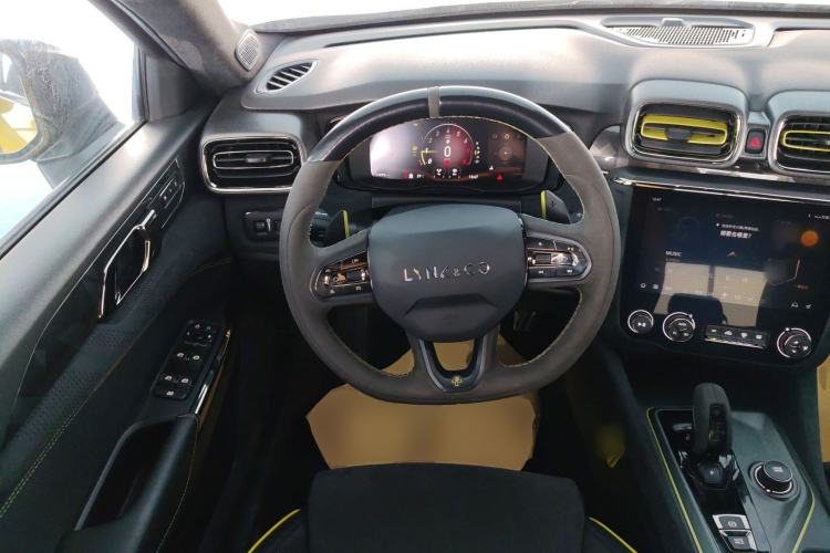 Used Lynk & Co 03 2022 03+ 2.0TD Automatic Wind-Chasing Edition Steering Wheel