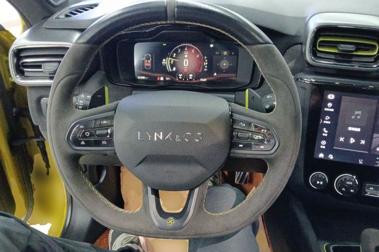 Used Lynk & Co 03 2022 03+ 2.0TD Automatic Wind-Chasing Edition Steering Wheel