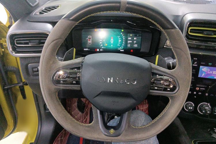 Used Lynk & Co 03 2022 03+ 2.0TD Automatic Wind-Chasing Edition Steering Wheel