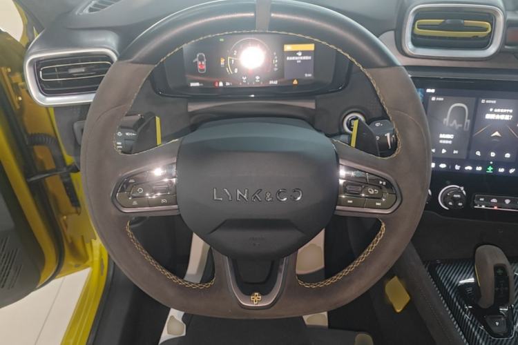 Used Lynk & Co 03 2022 03+ 2.0TD Automatic Wind-Chasing Edition Steering Wheel