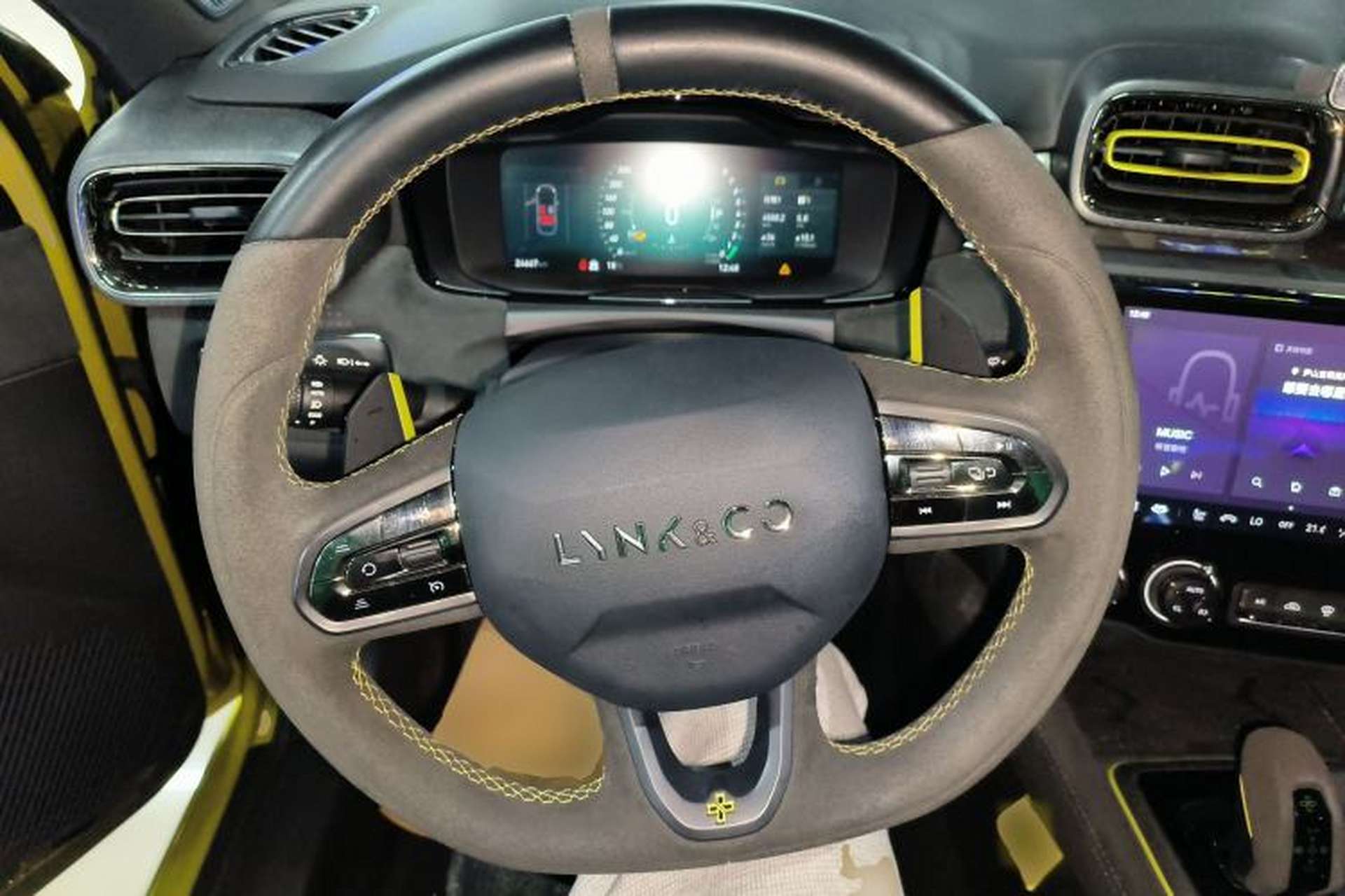 Used Lynk & Co 03 2022 03+ 2.0TD Automatic Wind-Chasing Edition Steering Wheel
