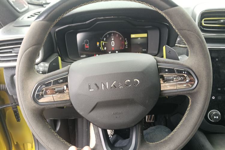 Used Lynk & Co 03 2022 03+ 2.0TD Automatic Wind-Chasing Edition Steering Wheel