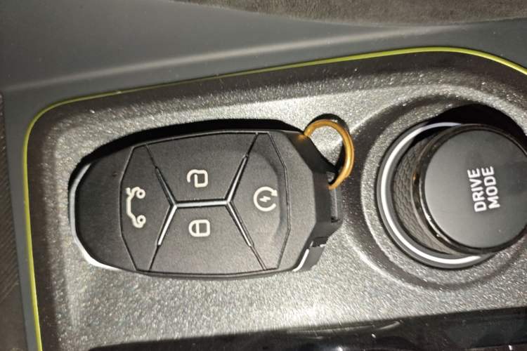 Used Lynk & Co 03 2022 03+ 2.0TD Automatic Wind-Chasing Edition Vehicle Key