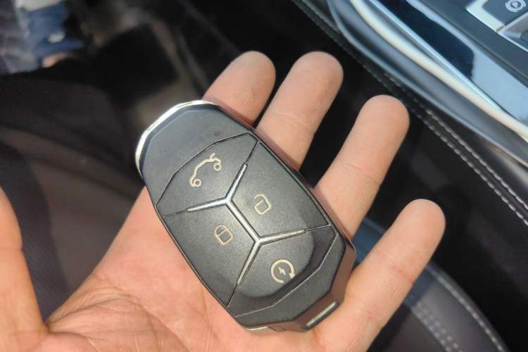 Used Lynk & Co 03 2022 1.5TD DCT JingPro Vehicle Key