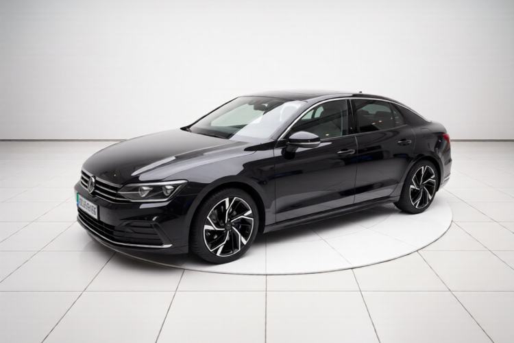 Used Lynk & Co 03 2023 2.0TD DCT JingPro Guazi used car, China used car export, Used car for sale, Used  cars, Cheapest cars for sale
