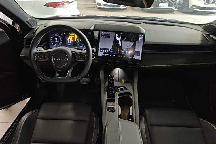 Used Lynk & Co 03 2023 1.5TD DCT JingPro Center Console