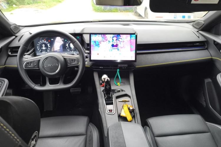Used Lynk & Co 03 2023 1.5TD DCT JingPro Center Console