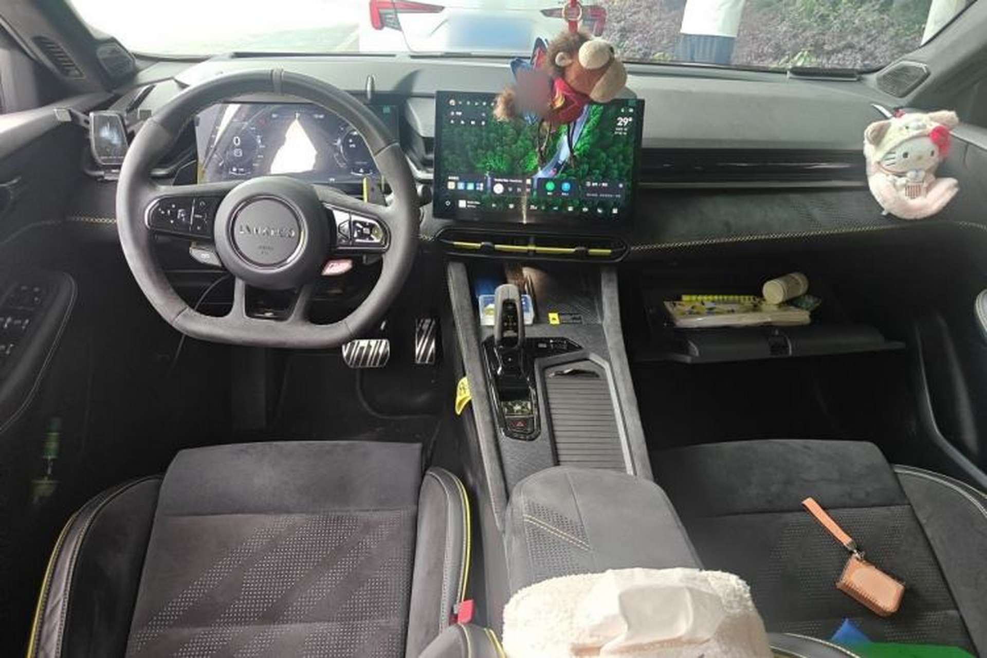 Used Lynk & Co 03 2023 03+ Racing All-Wheel-Drive Version Center Console