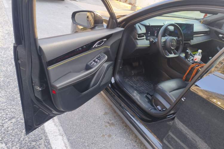 Used Lynk & Co 03 2023 1.5T EM-F PM Driver Seat