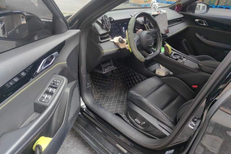 Used Lynk & Co 03 2023 1.5TD DCT JingPro Driver Seat
