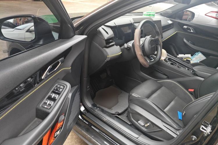 Used Lynk & Co 03 2023 2.0TD DCT JingPro Driver Seat