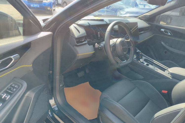 Used Lynk & Co 03 2023 1.5TD DCT JingPro Driver Seat