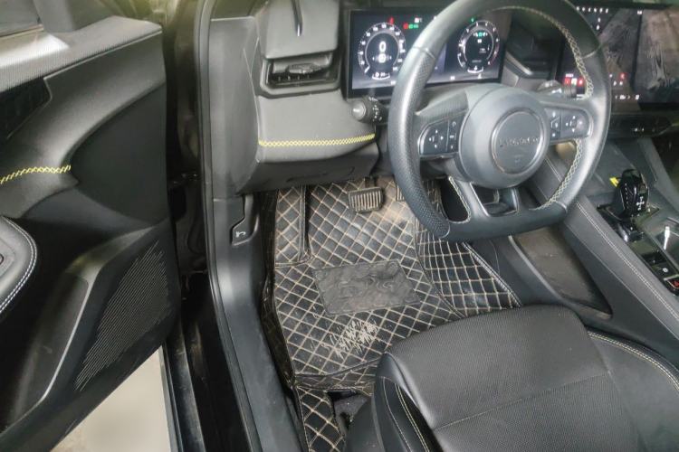 Used Lynk & Co 03 2023 1.5TD DCT JingPro Driver Seat
