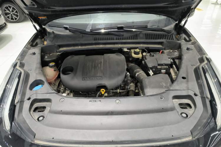 Used Lynk & Co 03 2023 1.5TD DCT JingPro Engine Bay