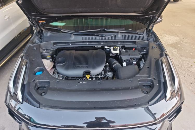 Used Lynk & Co 03 2023 1.5TD DCT JingPro Engine Bay