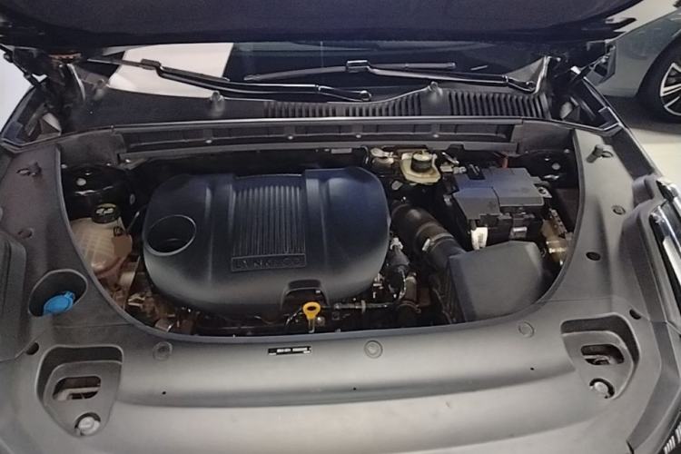 Used Lynk & Co 03 2023 1.5TD DCT JingPro Engine Bay