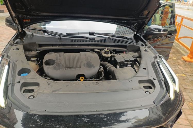 Used Lynk & Co 03 2023 1.5TD DCT JingPro Engine Bay