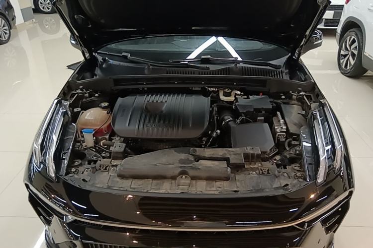 Used Lynk & Co 03 2023 2.0TD DCT JingPro Engine Bay