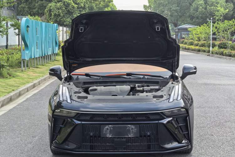 Used Lynk & Co 03 2023 1.5TD DCT JingPro Engine Bay