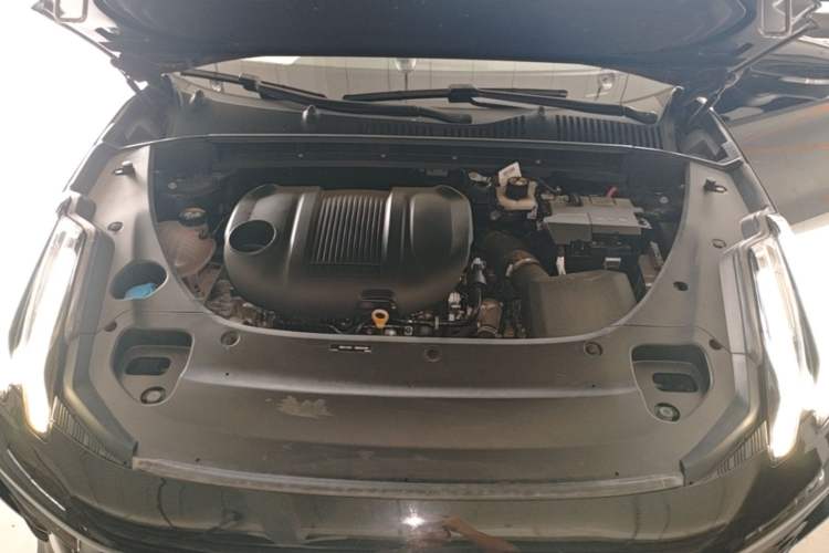 Used Lynk & Co 03 2023 1.5TD DCT JingPro Engine Bay