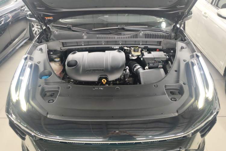Used Lynk & Co 03 2023 1.5TD DCT JingPro Engine Bay